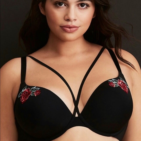 NWT Torrid Black Rose Strappy Bra 40B PushUpPlunge - Picture 1 of 8